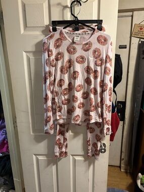 PINK Victoria's Secret pink Long-Sleeve Donut Print Pajama Set